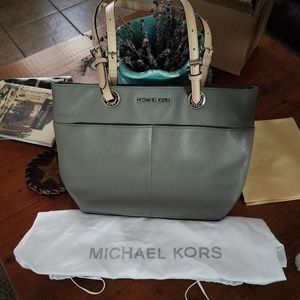 Authentic Michael Kors Tote